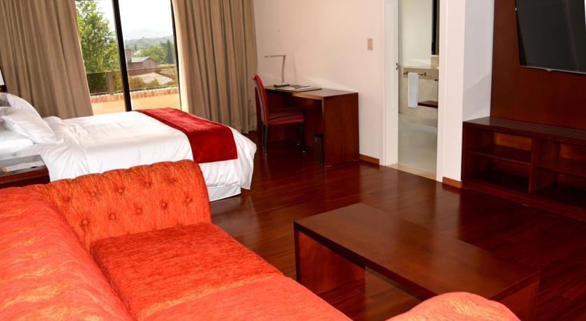 Neper Hotel Córdova