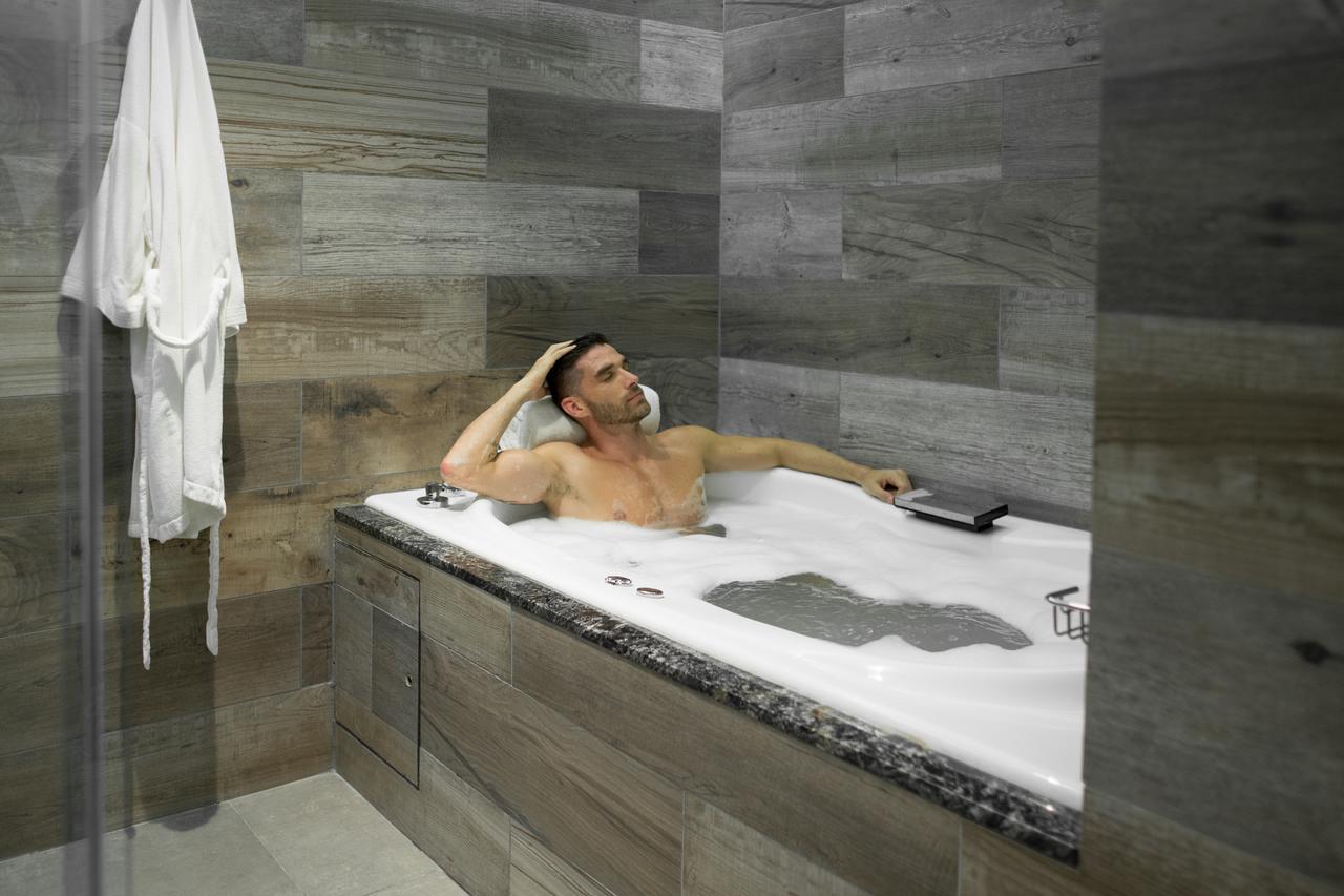 Neper Hotel 4*
